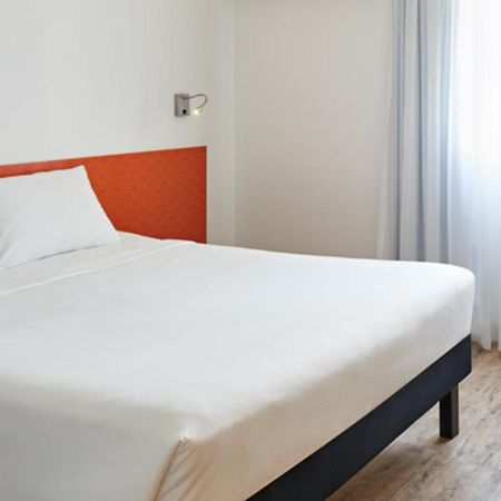 Ibis Styles Balneario Camboriu - 1 Quadra Do Mar Hotell Eksteriør bilde