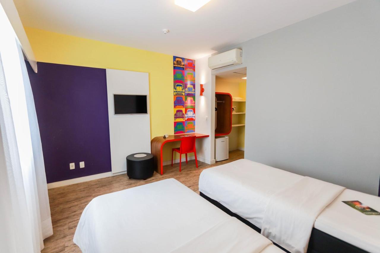 Ibis Styles Balneario Camboriu - 1 Quadra Do Mar Hotell Eksteriør bilde